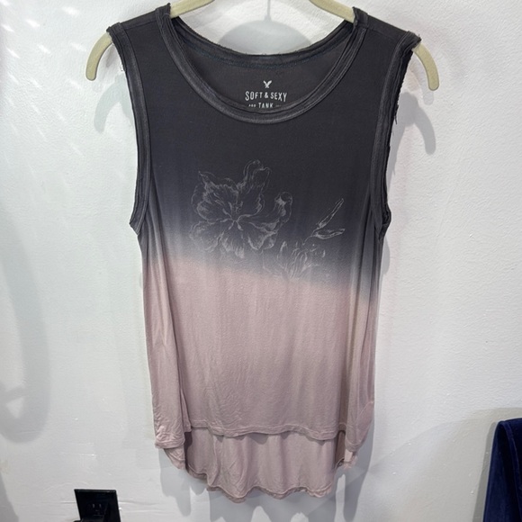 American Eagle Outfitters Tops - American Eagle Soft & Sexy Tank Top Ombre Floral Sleeveless XS